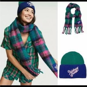 VS Victoria’s Secret lot beanie and scarf set blue green super soft